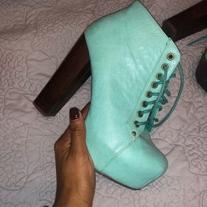 High heels booties size 8 turquoise